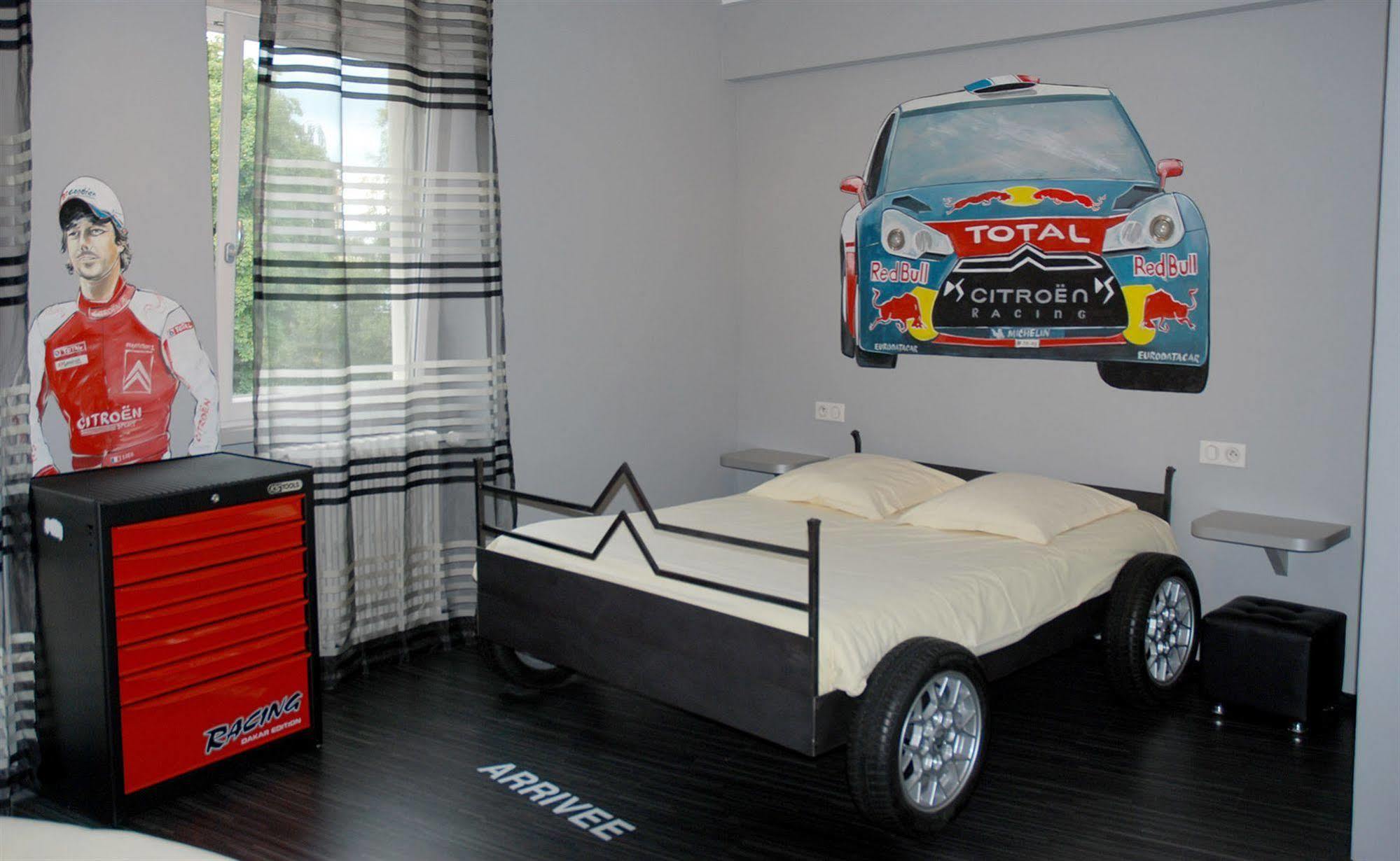 Hotel Champ Alsace Haguenau Bagian luar foto